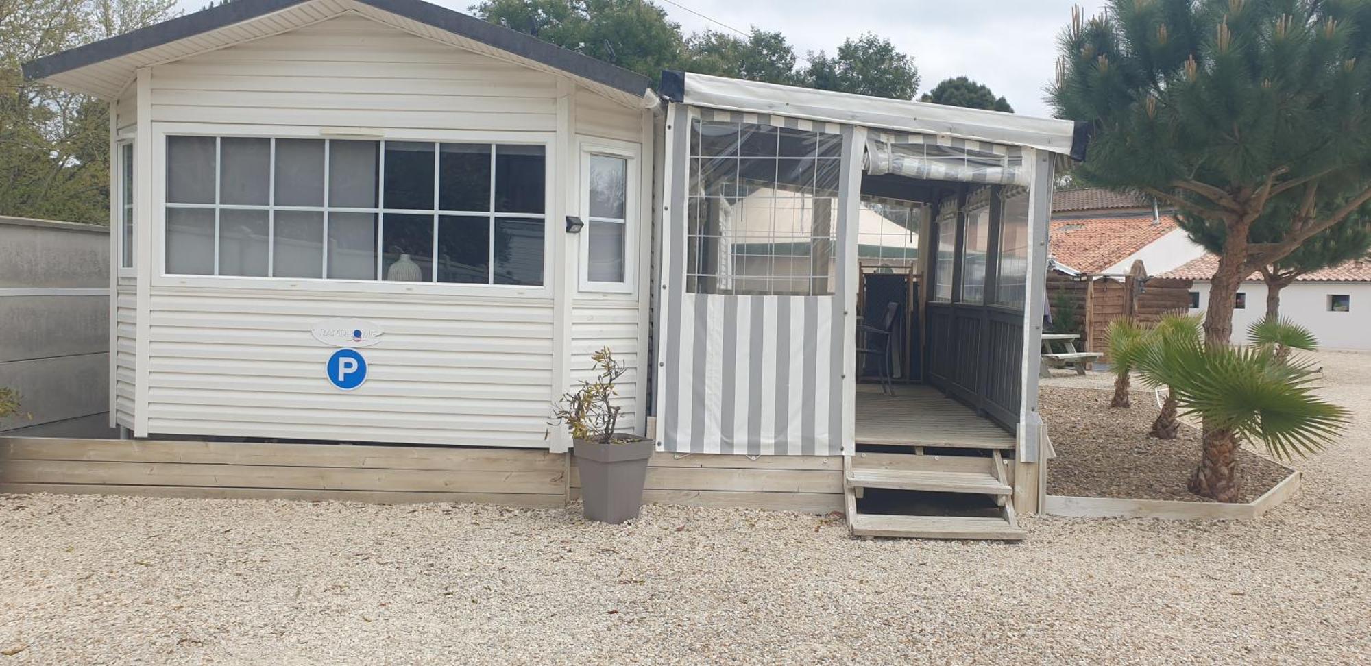 Mobil'Home Climatise Terrain Prive Proche Du Zoo De La Palmyre Les Mathes Bilik gambar